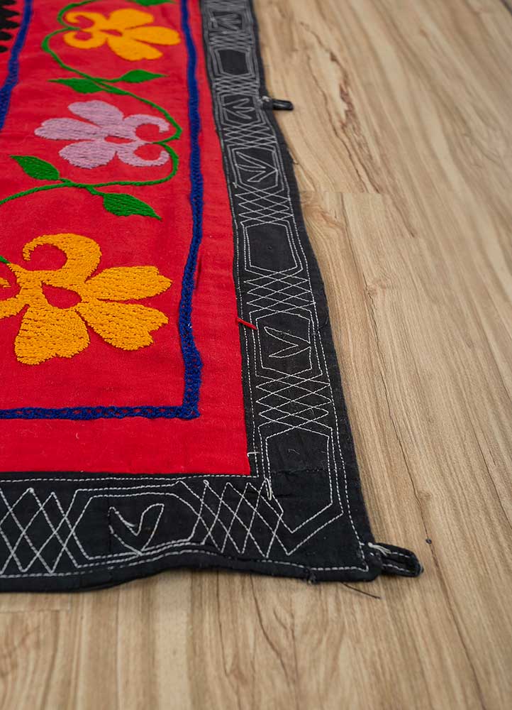 jean red and orange cotton Hand Loom Rug - Corner