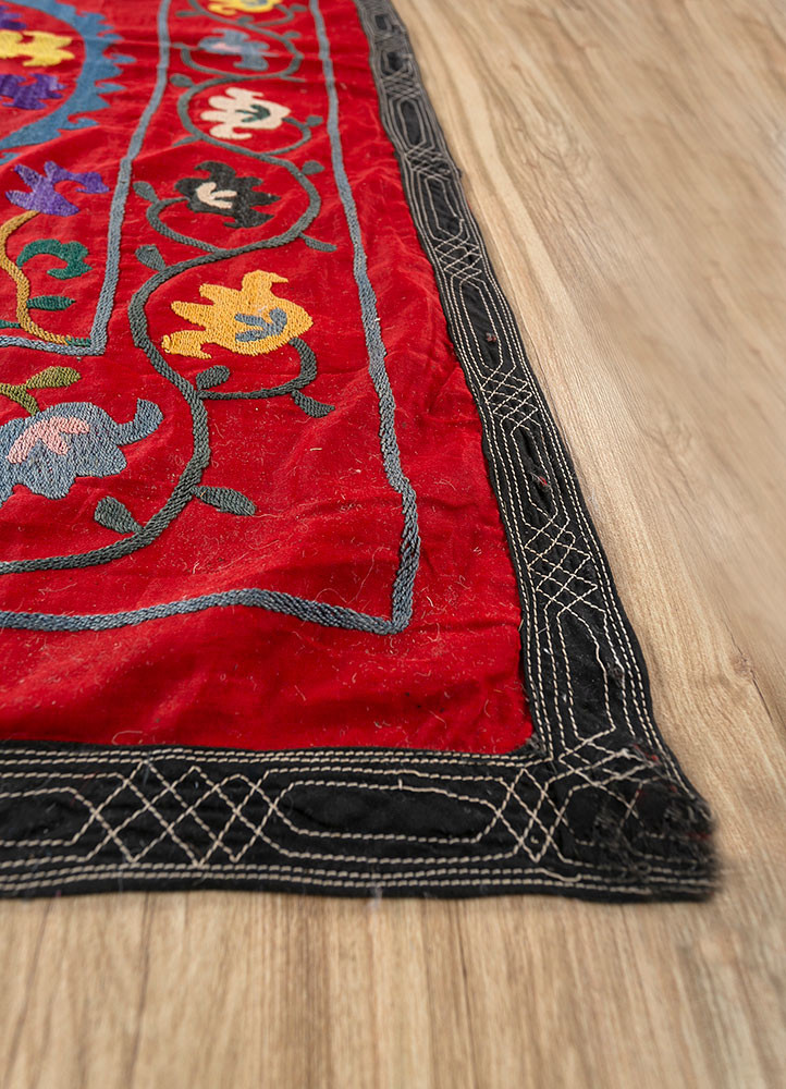 jean red and orange cotton Hand Loom Rug - Corner jean red and orange cotton Hand Loom Rug - Corner