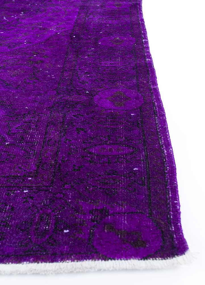 lacuna pink and purple wool Hand Knotted Rug - Corner