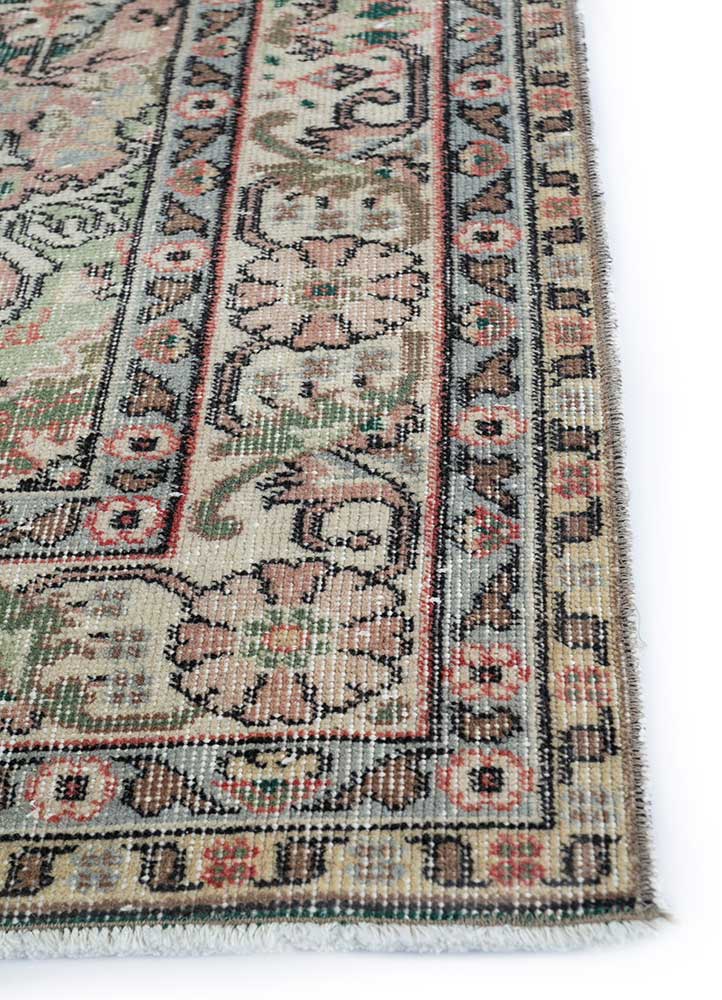 vintage green wool Hand Knotted Rug - Corner