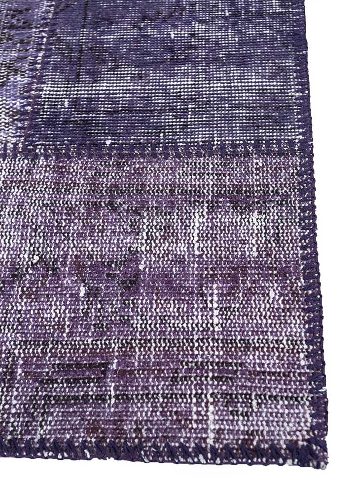 provenance pink and purple wool Hand Knotted Rug - Corner