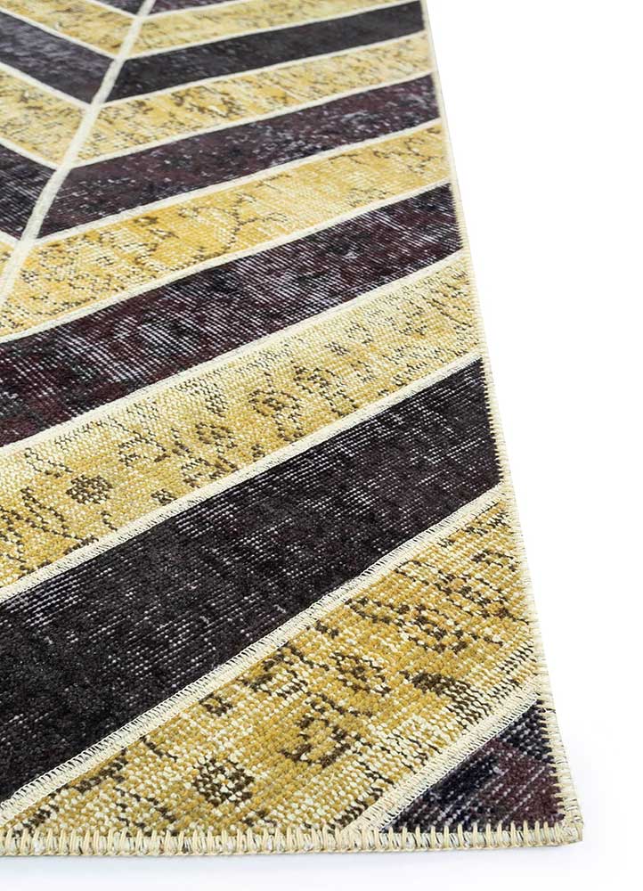 provenance gold wool Hand Knotted Rug - Corner