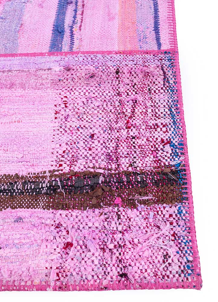 provenance pink and purple wool Hand Knotted Rug - Corner