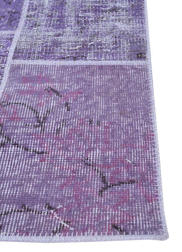 provenance pink and purple wool Hand Knotted Rug - Corner