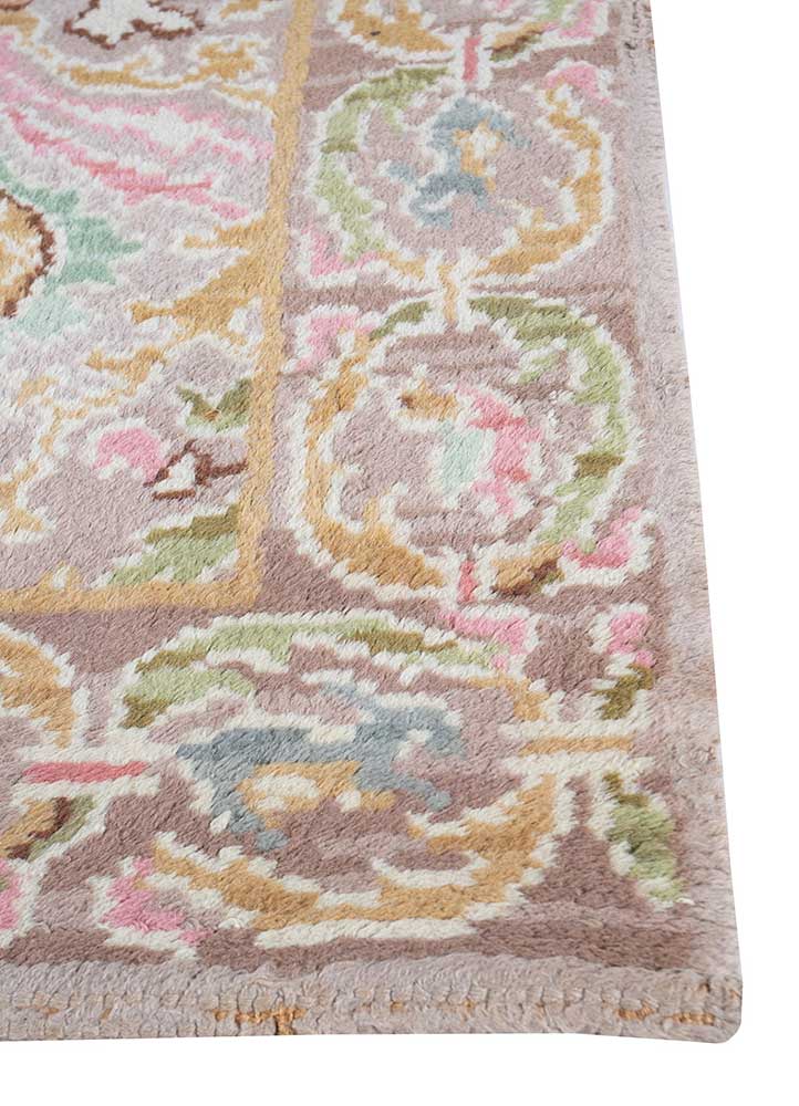 vintage pink and purple wool Hand Knotted Rug - Corner