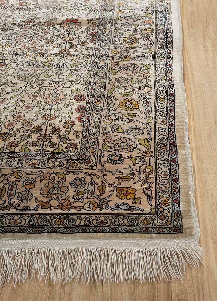 gulmarg gold silk Hand Knotted Rug - Corner