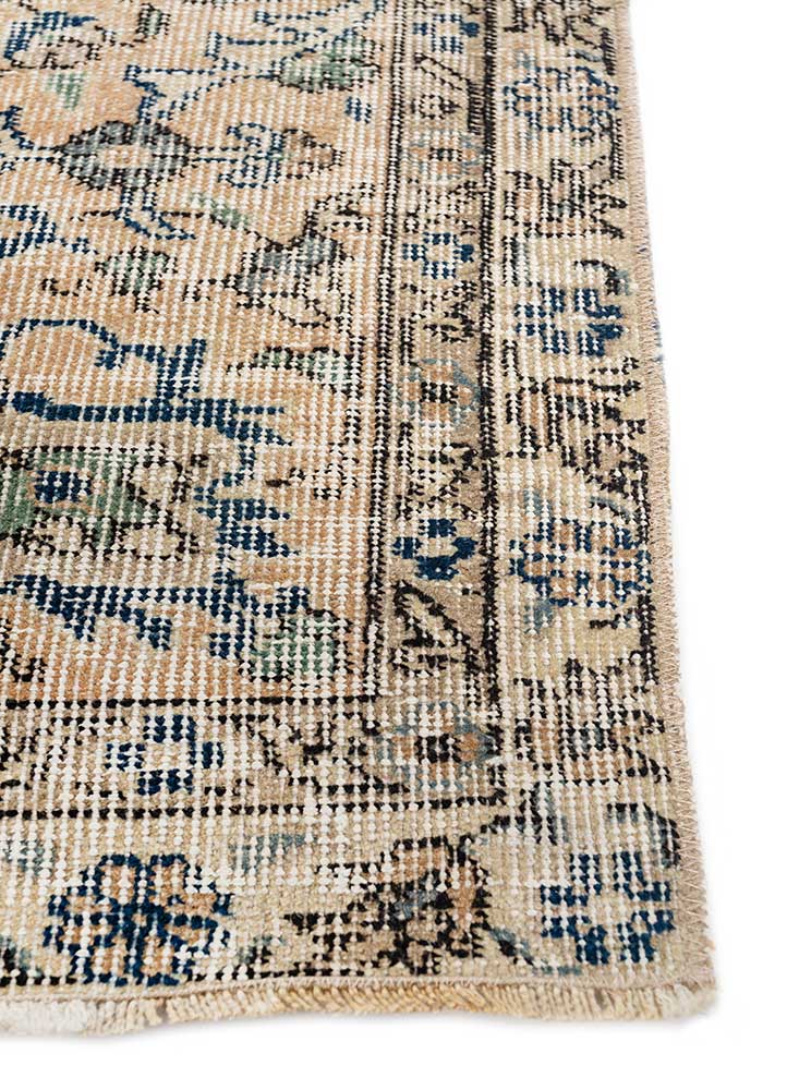 vintage blue wool Hand Knotted Rug - Corner