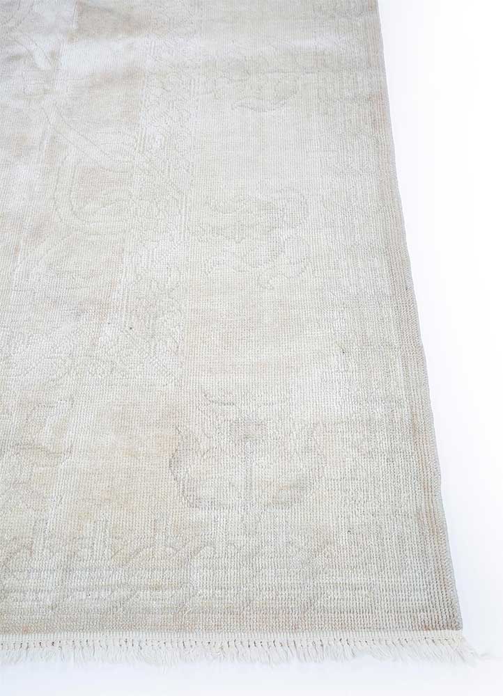 vintage beige and brown wool Hand Knotted Rug - Corner