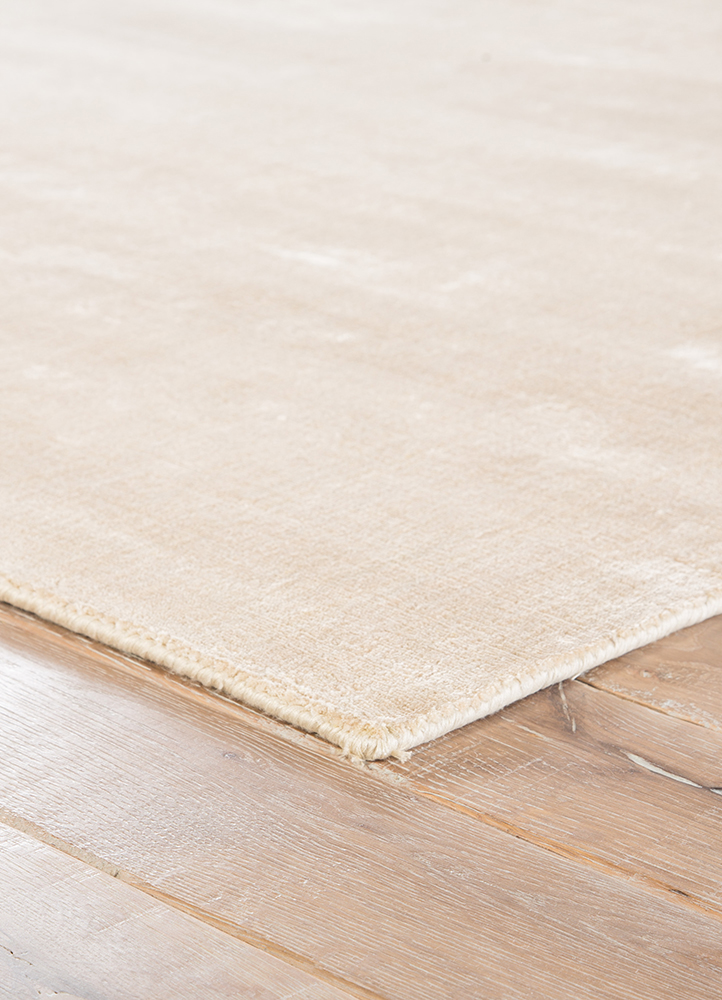 oxford ivory viscose Hand Loom Rug - Corner