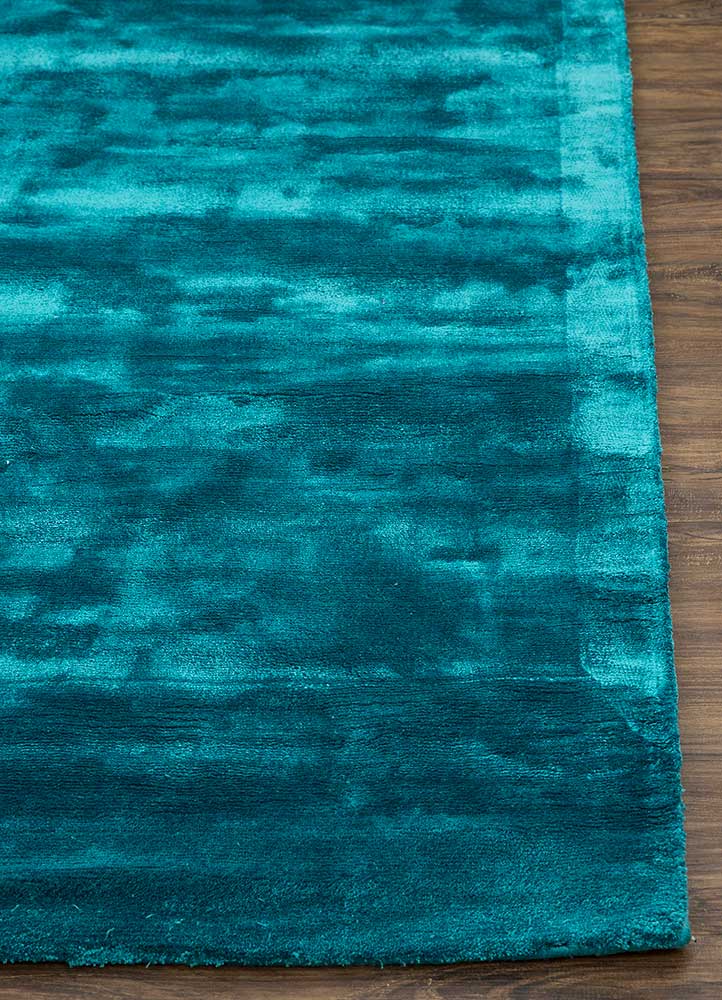 yasmin blue viscose Hand Loom Rug - Corner