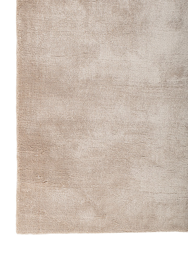 basis ivory viscose Hand Loom Rug - Corner