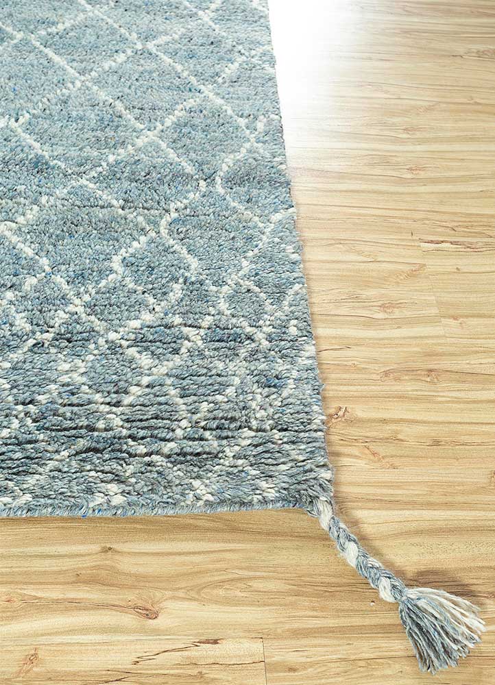 zuri blue wool Hand Knotted Rug - Corner