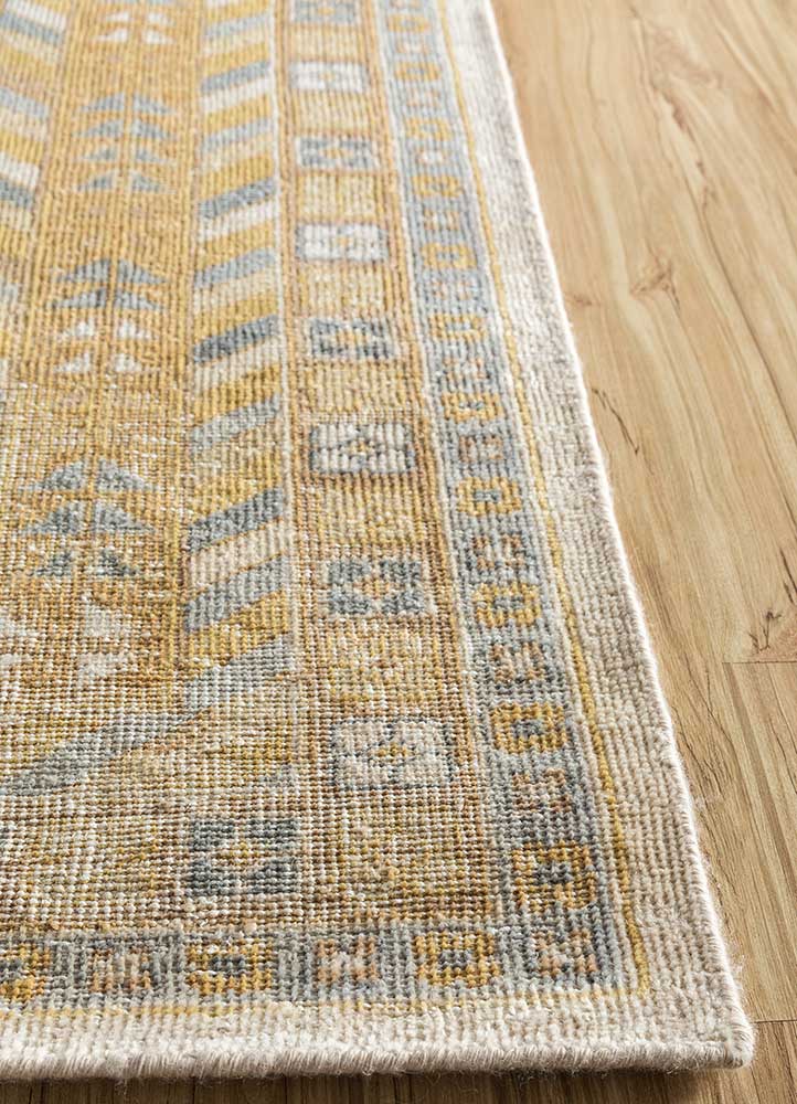 erbe gold wool Hand Knotted Rug - Corner