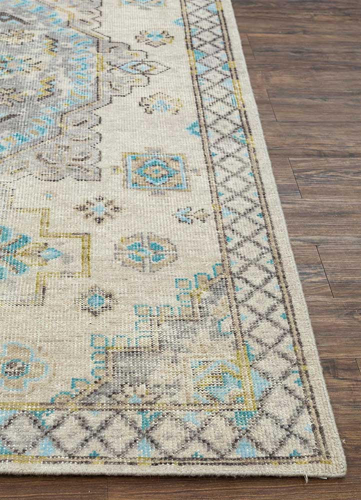 erbe ivory wool Hand Knotted Rug - Corner