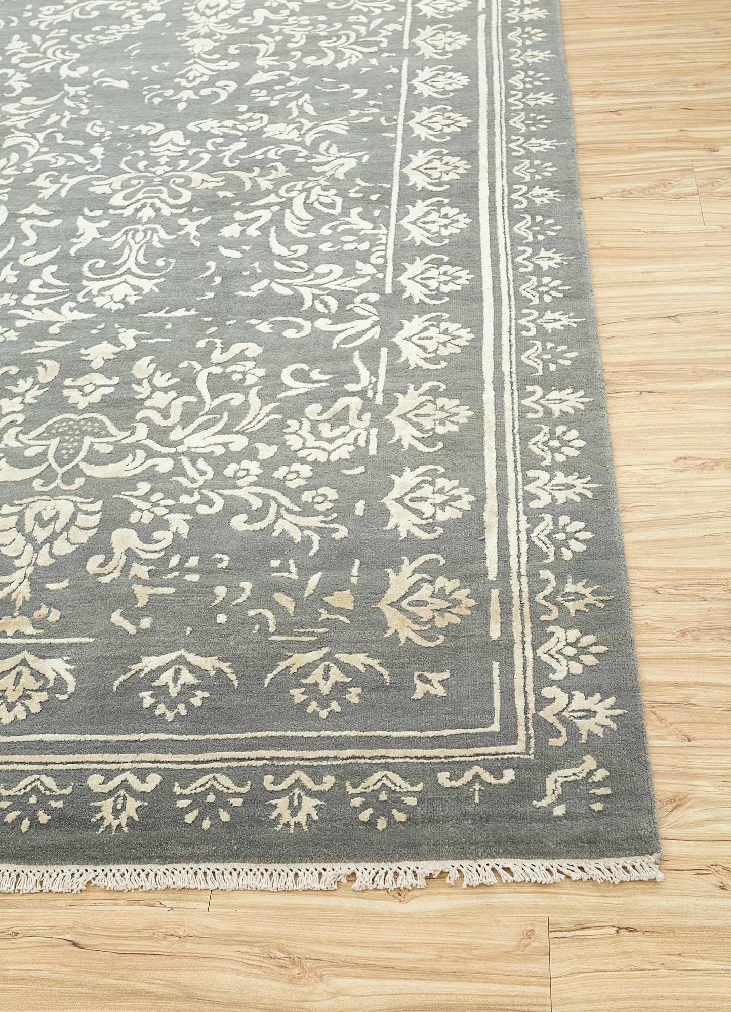 far east grey and black wool and silk Hand Knotted Rug - Corner