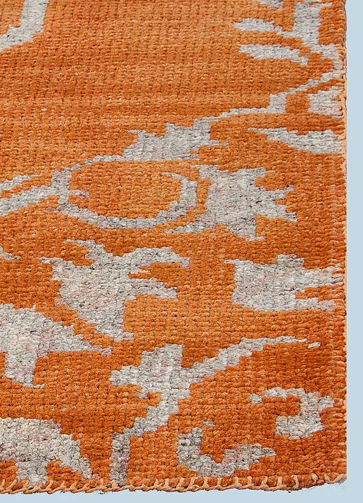 clan red and orange wool and viscose Hand Knotted Rug - Corner