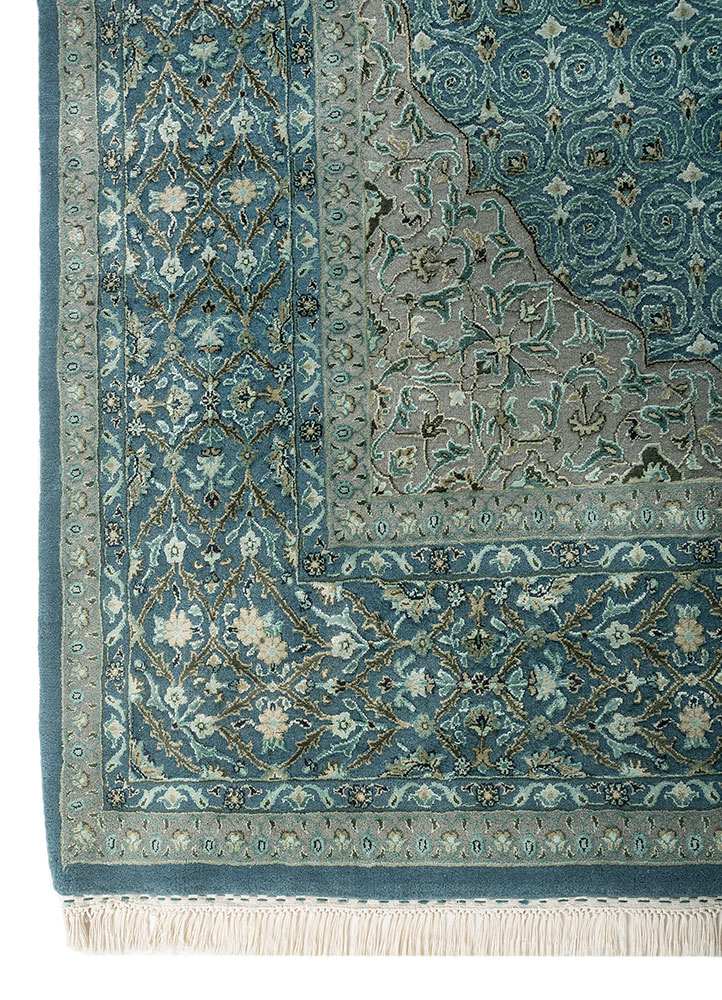 aprezo blue wool and silk Hand Knotted Rug - Corner