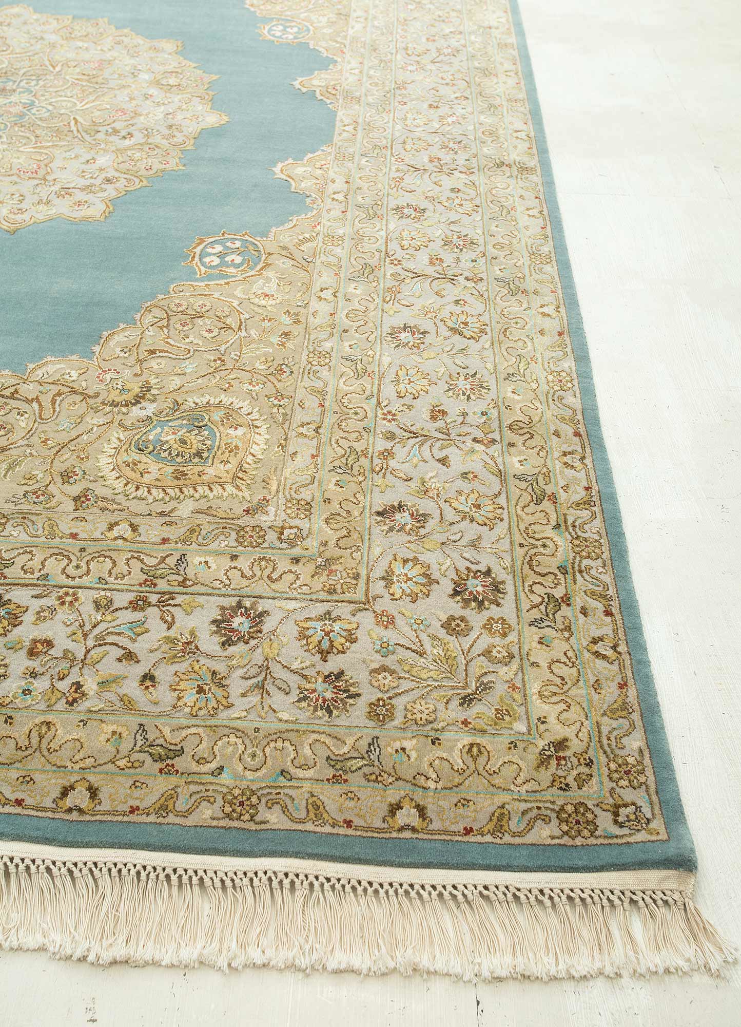 aurora blue wool and silk Hand Knotted Rug - Corner aurora blue wool and silk Hand Knotted Rug - Corner