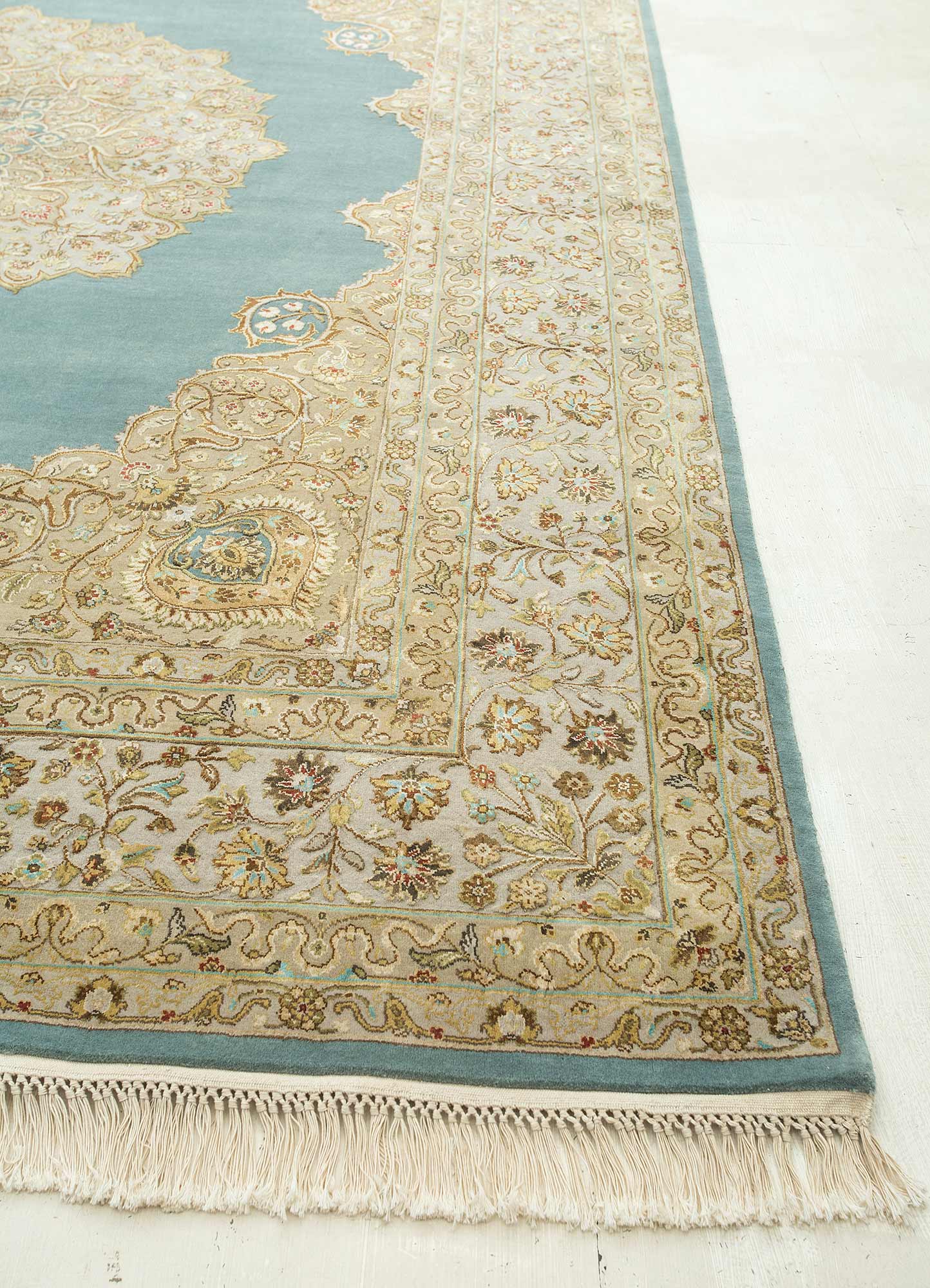 aurora blue wool and silk Hand Knotted Rug - Corner