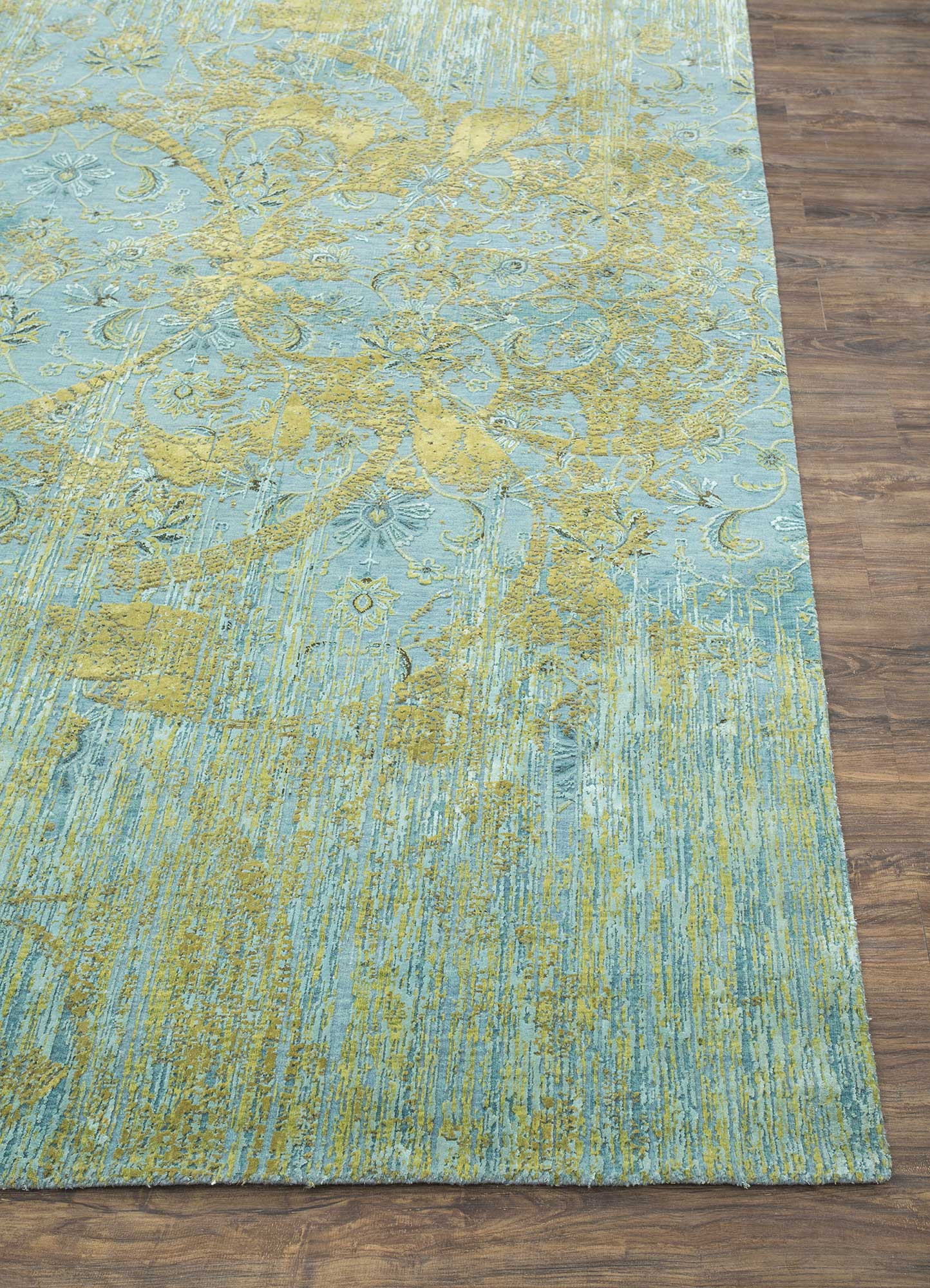 far east blue wool and silk Hand Knotted Rug - Corner