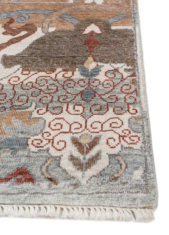 cyanna gold silk Hand Knotted Rug - Corner