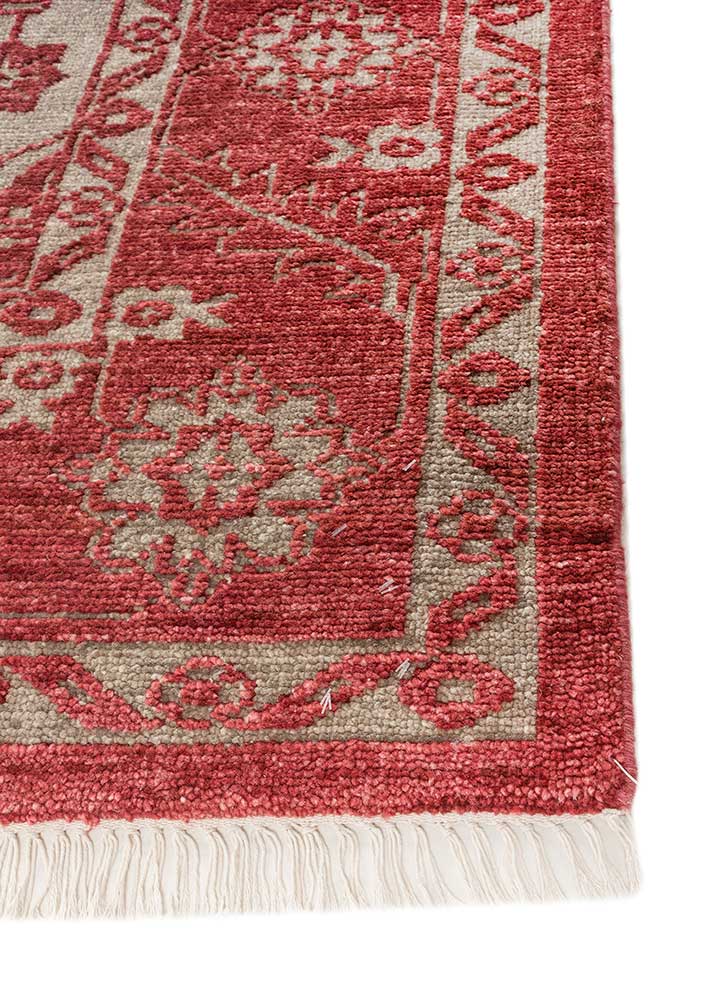 savana red and orange wool Hand Knotted Rug - Corner