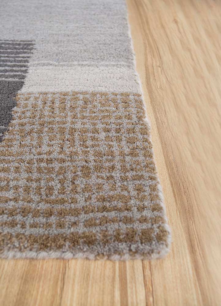 pathways grey and black wool Hand Tufted Rug - Corner