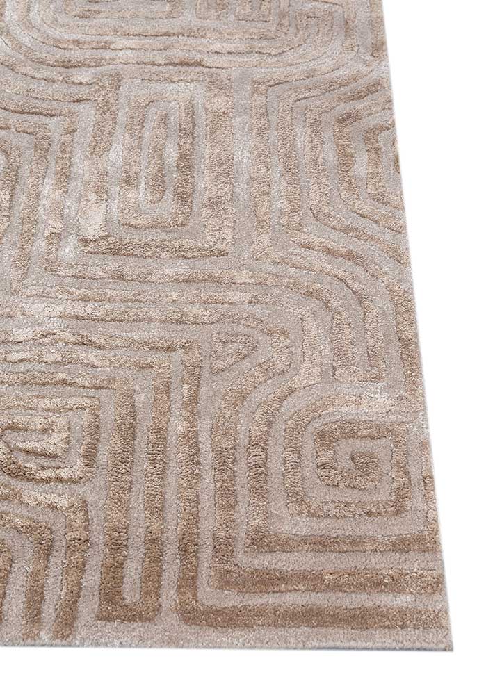 come around ivory wool and viscose Hand Tufted Rug - Corner