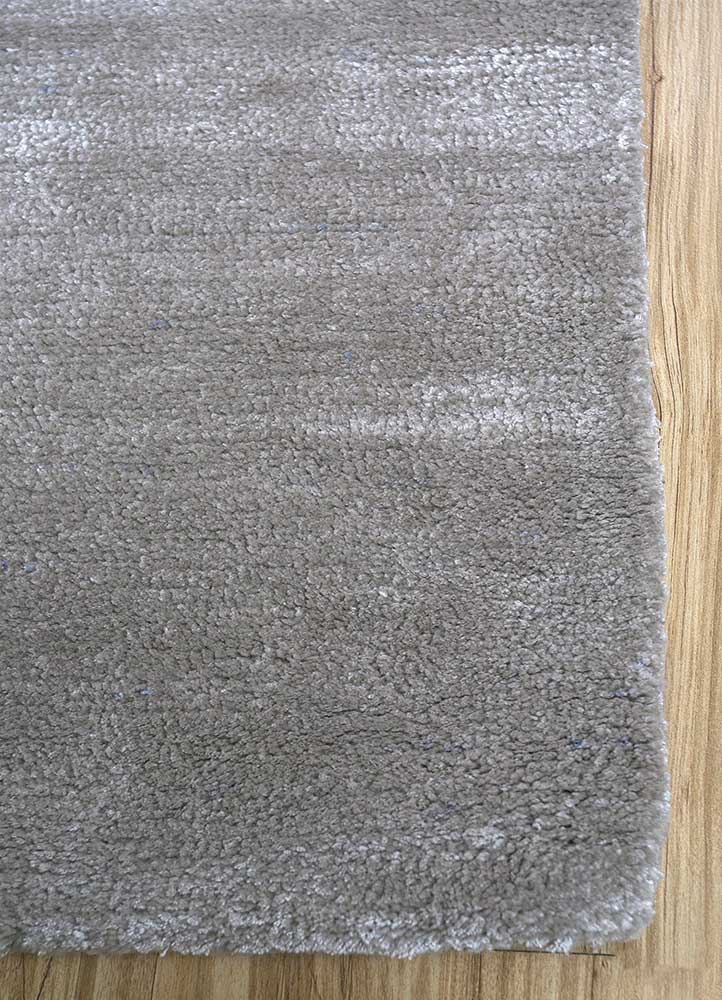 caliedo multi wool and viscose Hand Tufted Rug - Corner