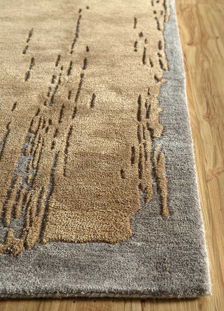 white noise gold wool and viscose Hand Tufted Rug - Corner