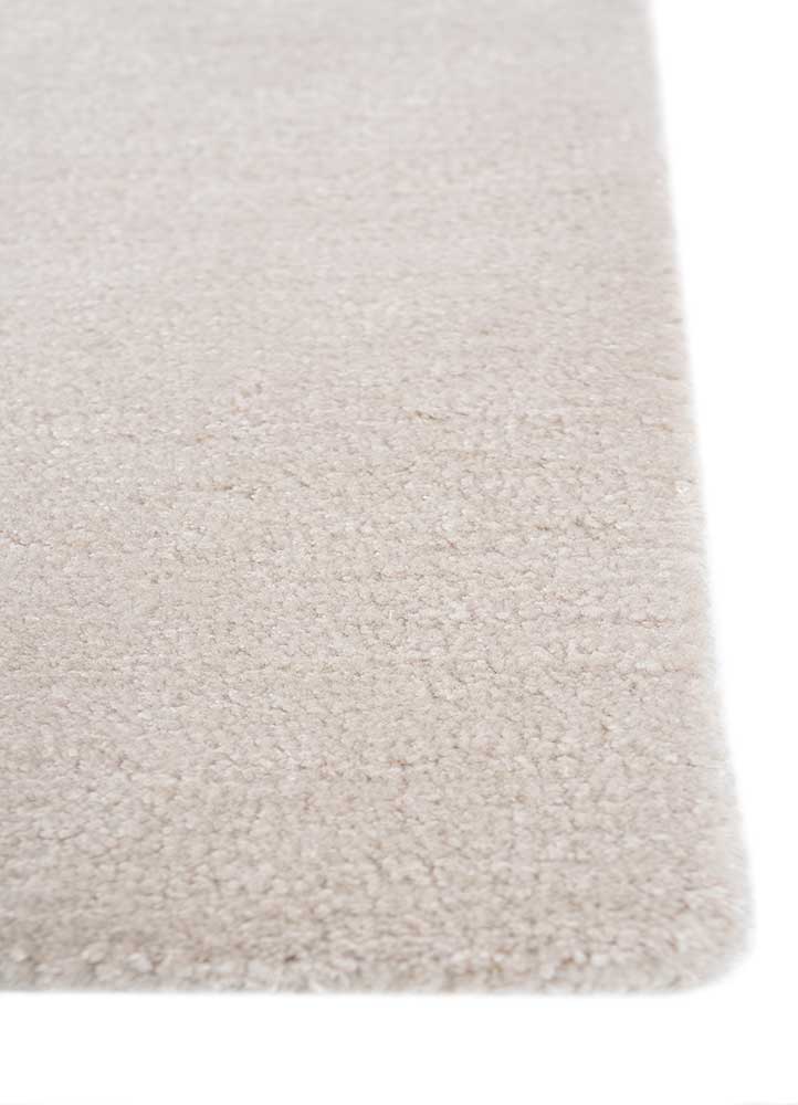 vyom ivory wool and viscose Hand Tufted Rug - Corner