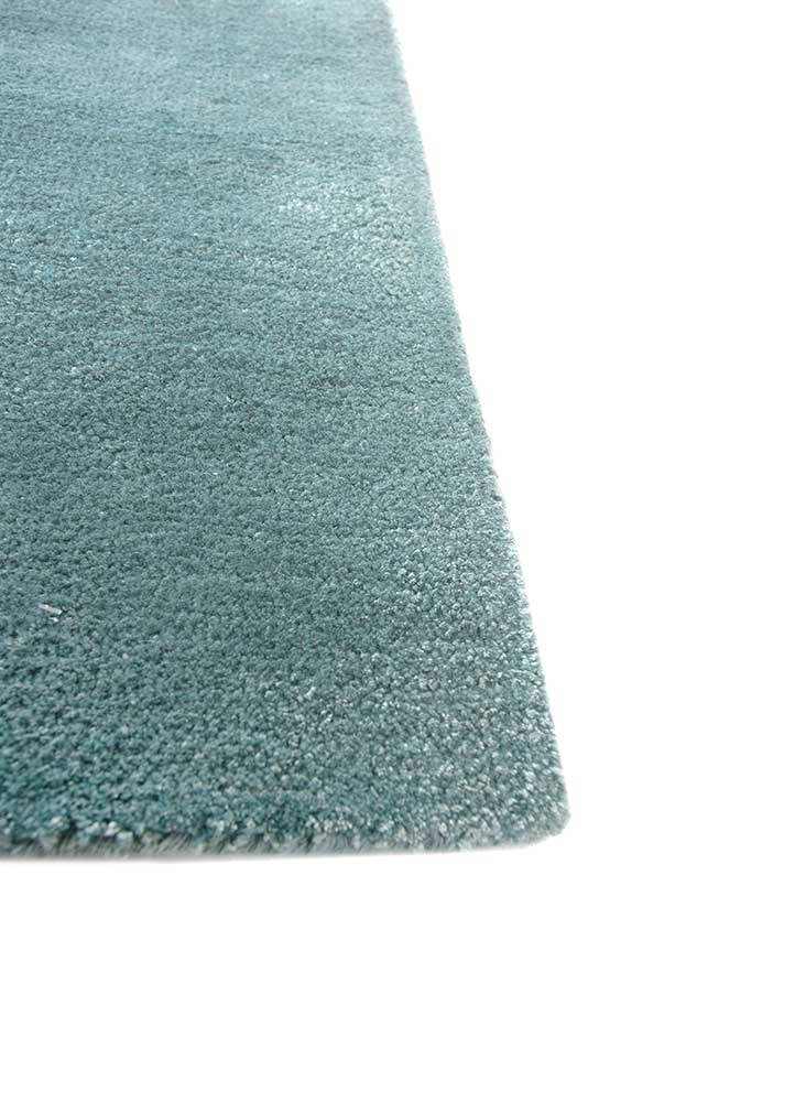 caliedo blue wool and viscose Hand Tufted Rug - Corner