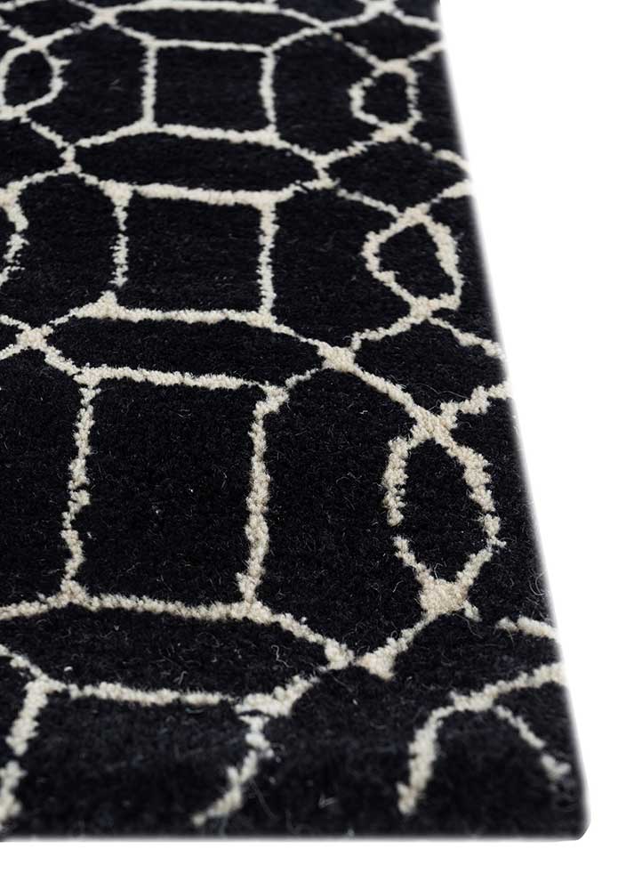 contour grey and black wool Hand Tufted Rug - Corner