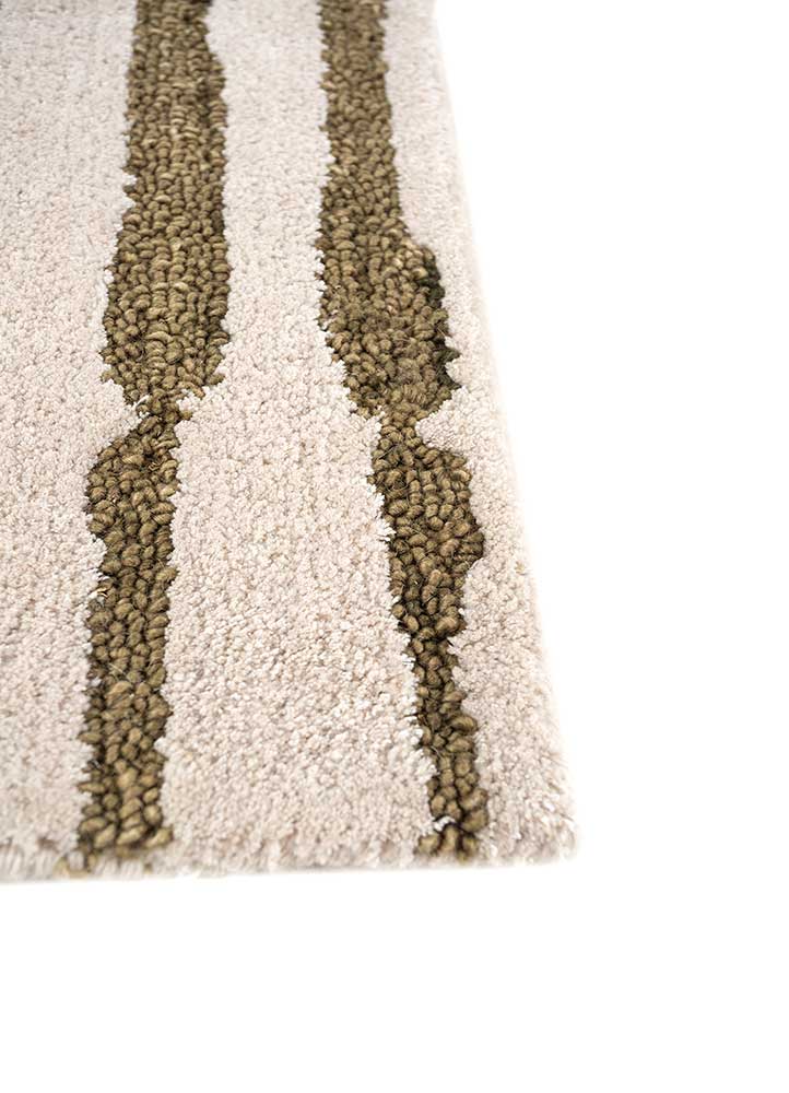 contour ivory wool and viscose Hand Tufted Rug - Corner