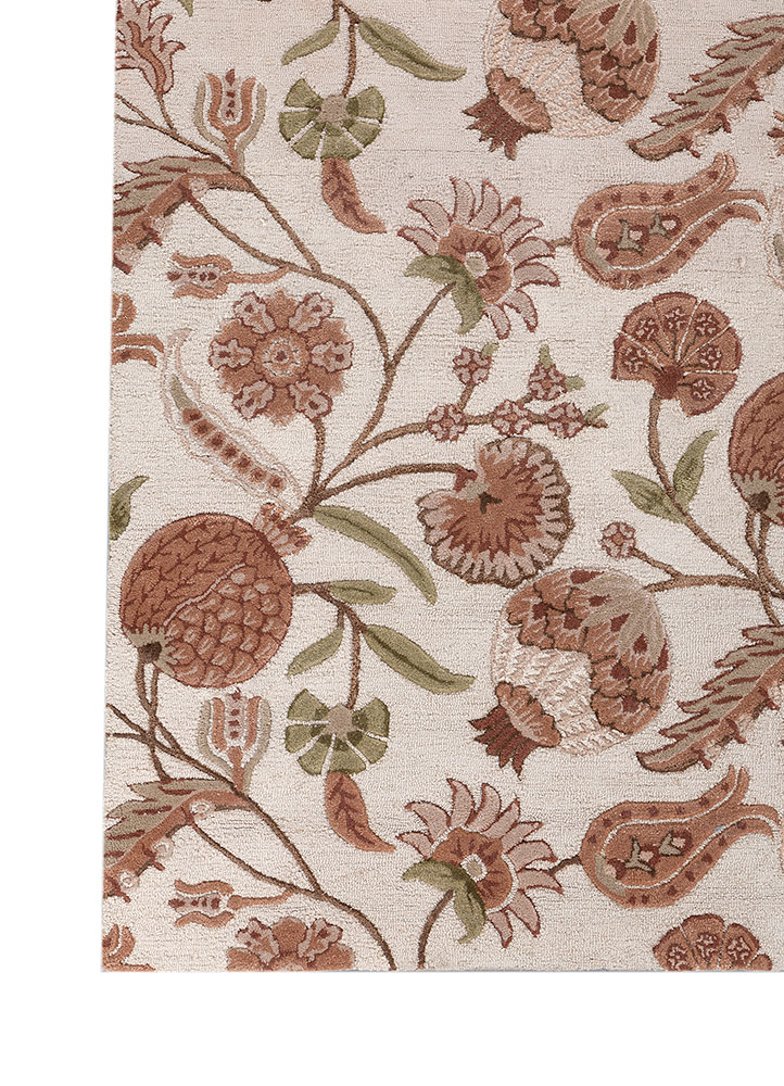 hacienda ivory wool and viscose Hand Tufted Rug - Corner