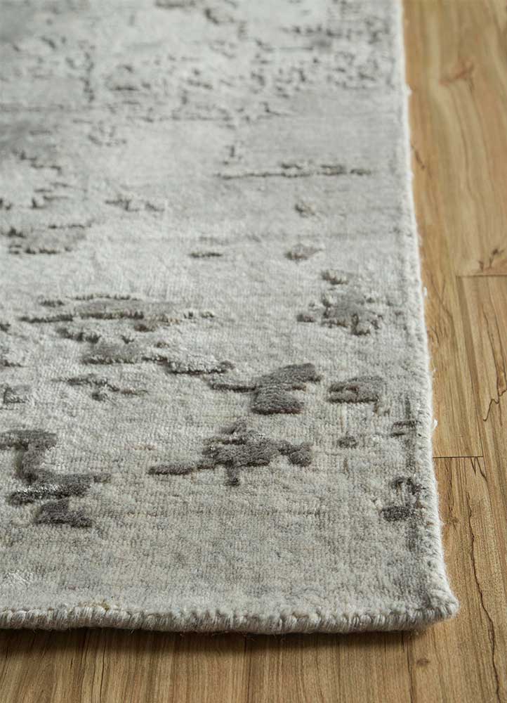 acar grey and black wool and viscose Hand Loom Rug - Corner