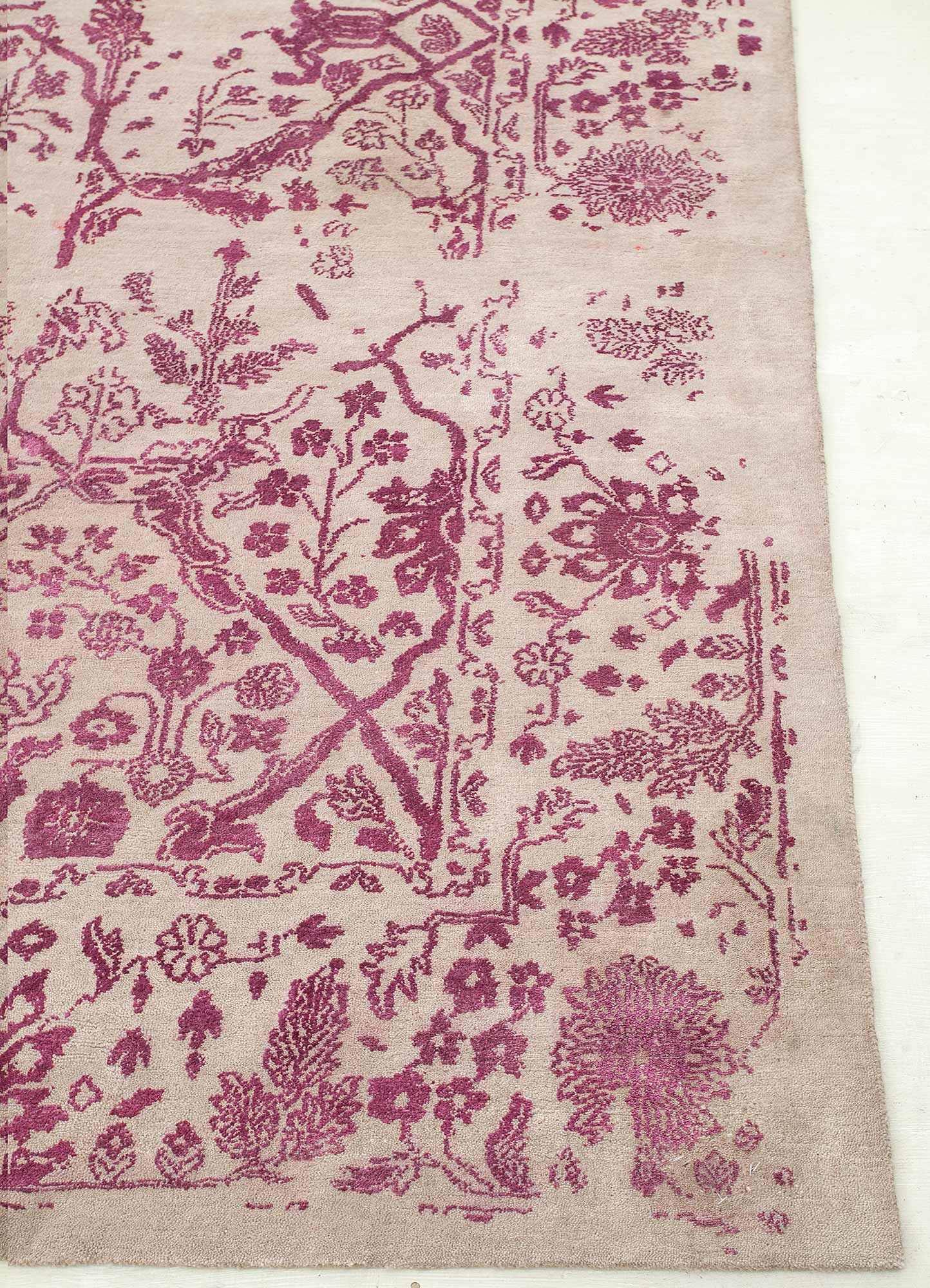 far east pink and purple wool and silk Hand Knotted Rug - Corner