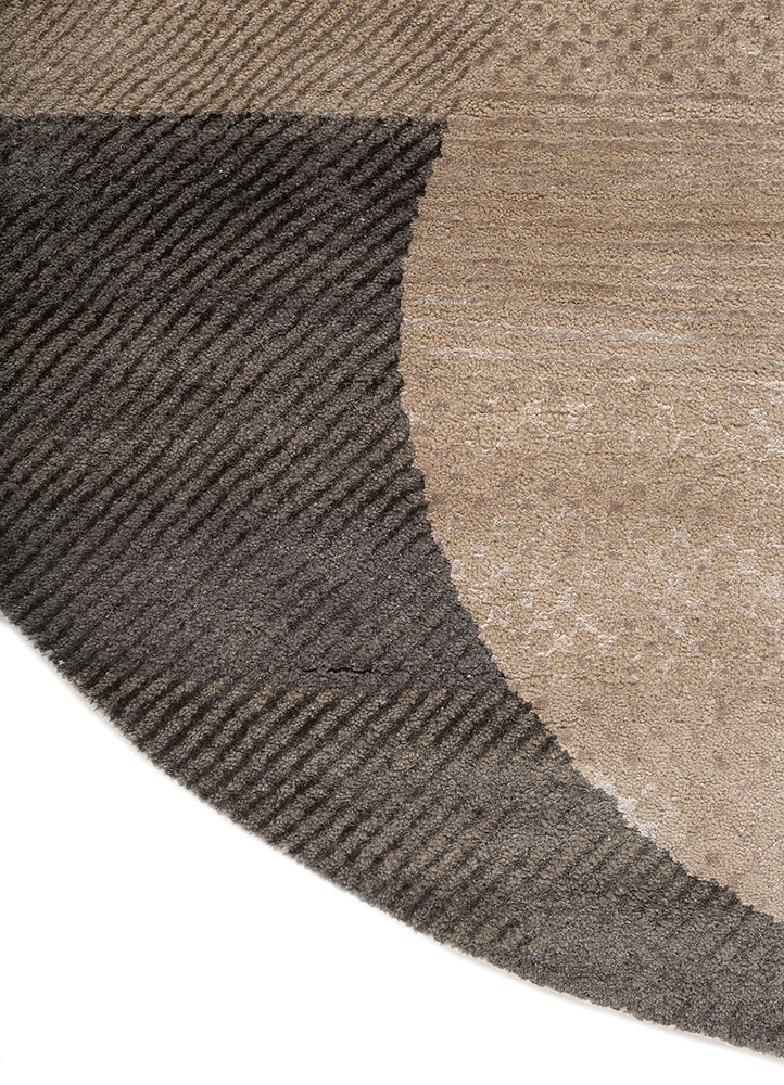 chaos theory by kavi ivory wool and bamboo silk Hand Knotted Rug - Corner chaos theory by kavi ivory wool and bamboo silk Hand Knotted Rug - Corner