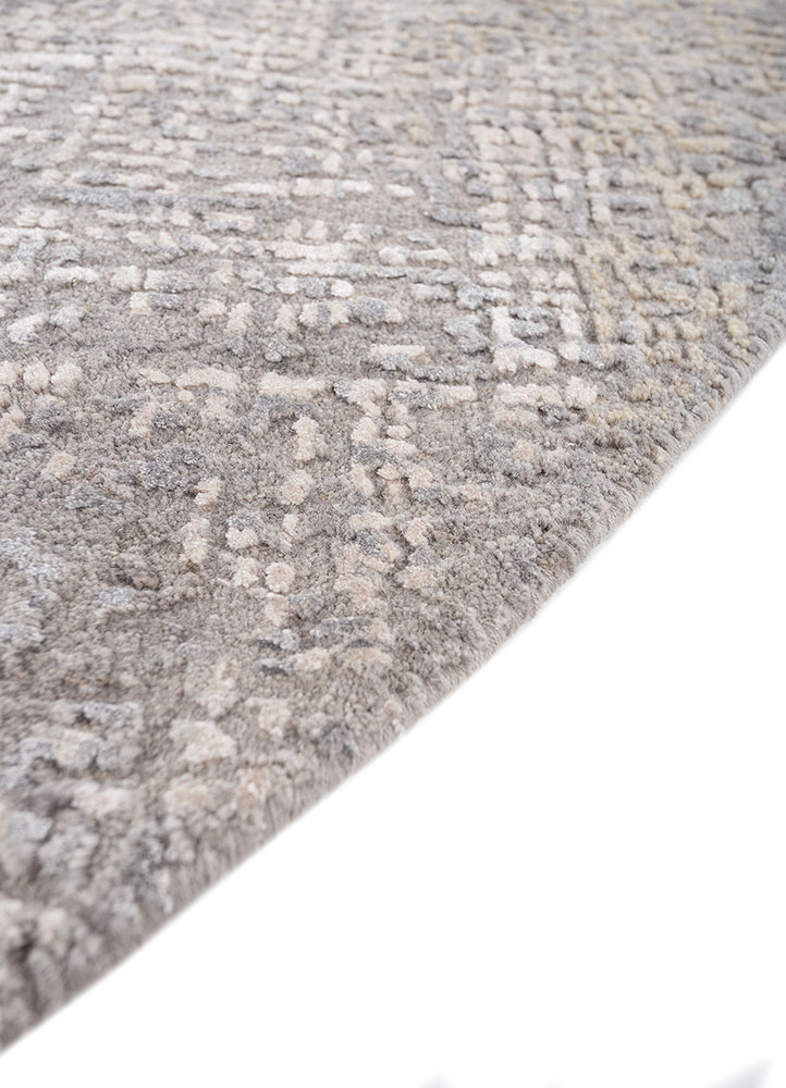 uvenuti grey and black wool and bamboo silk Hand Knotted Rug - Corner