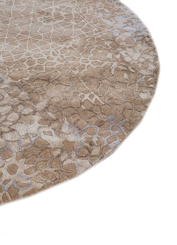 mythos gold wool and viscose Hand Tufted Rug - Corner