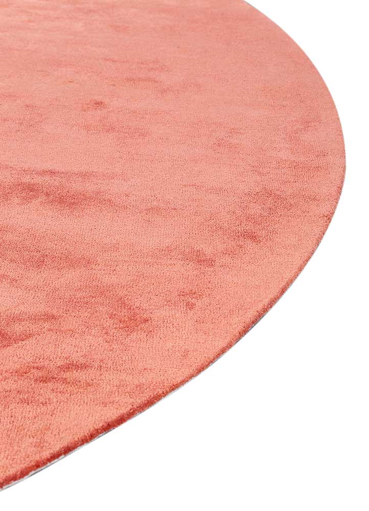 come around red and orange viscose Hand Tufted Rug - Corner