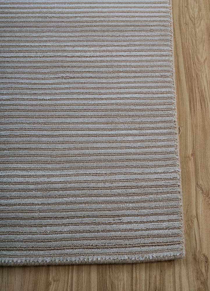 basis ivory wool and viscose Hand Loom Rug - Corner