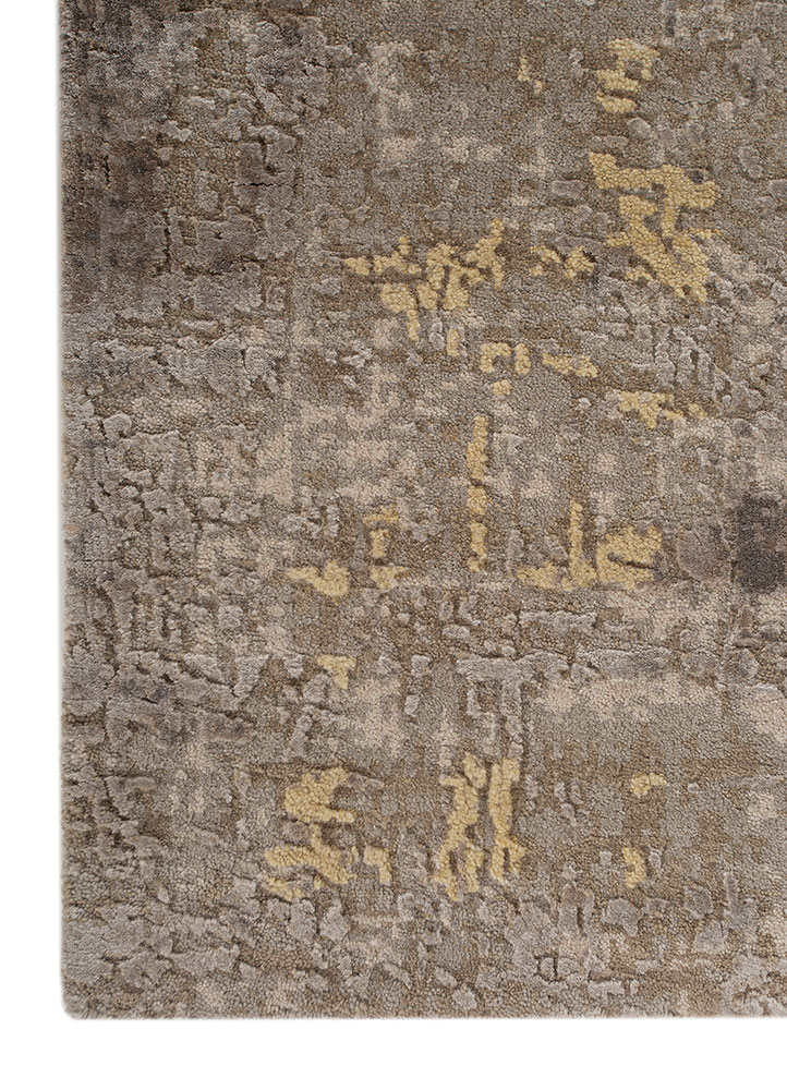 uvenuti ivory wool and bamboo silk Hand Knotted Rug - Corner