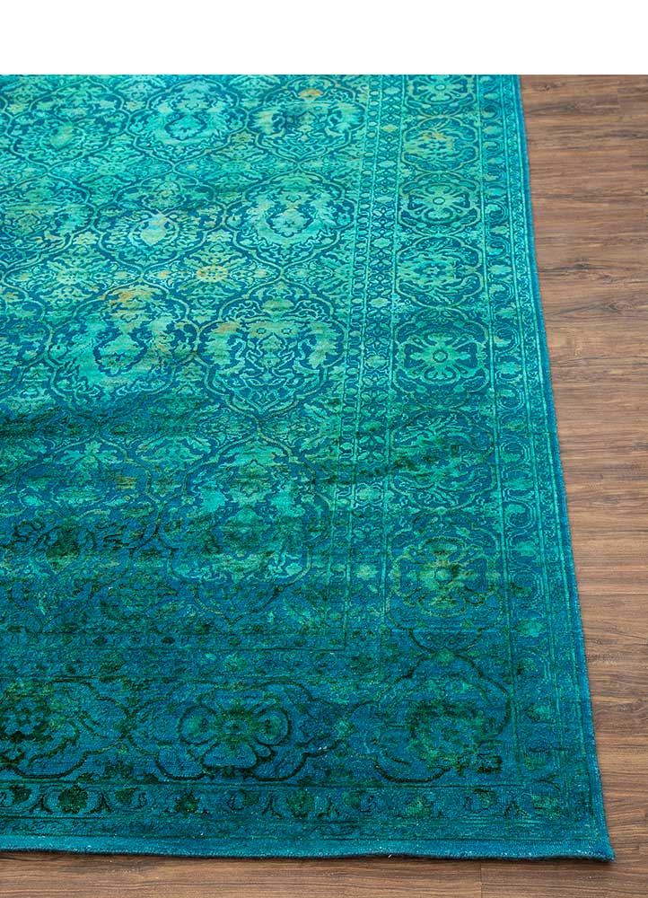 lacuna blue wool and silk Hand Knotted Rug - Corner