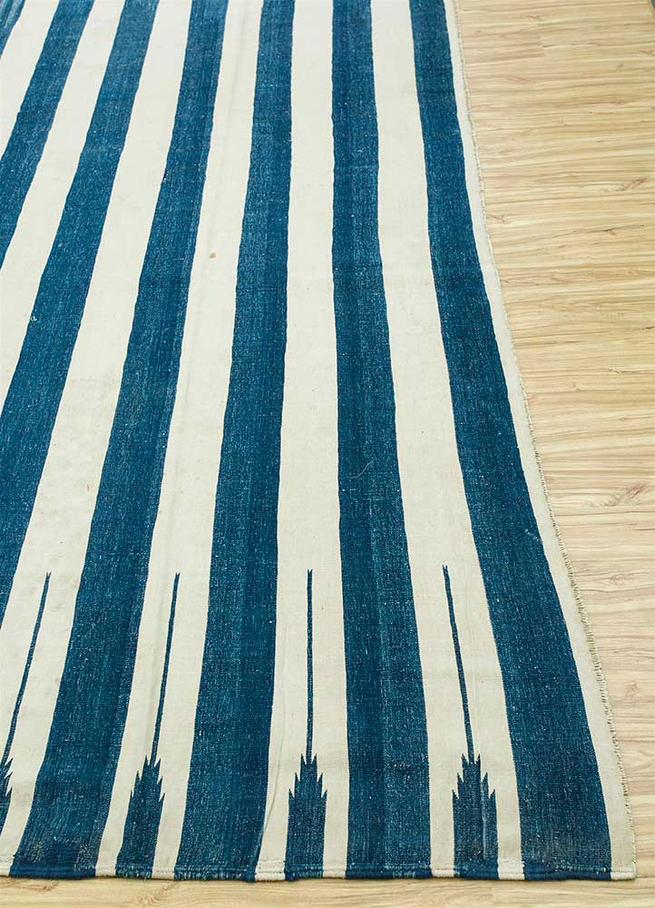 indusbar blue cotton Flat Weaves Rug - Corner