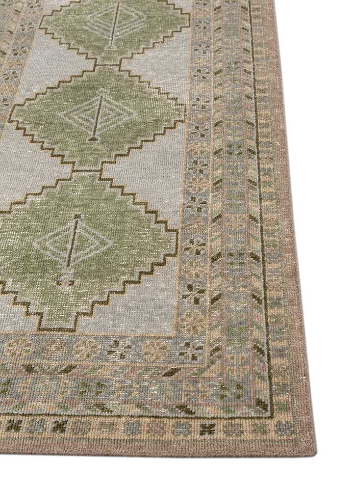 erbe green wool Hand Knotted Rug - Corner