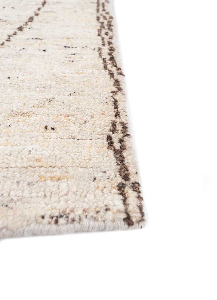 manifest ivory wool Hand Knotted Rug - Corner