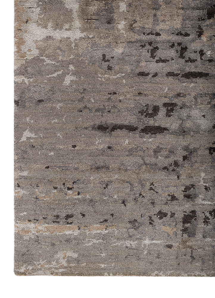 aprezo grey and black wool and bamboo silk Hand Knotted Rug - Corner