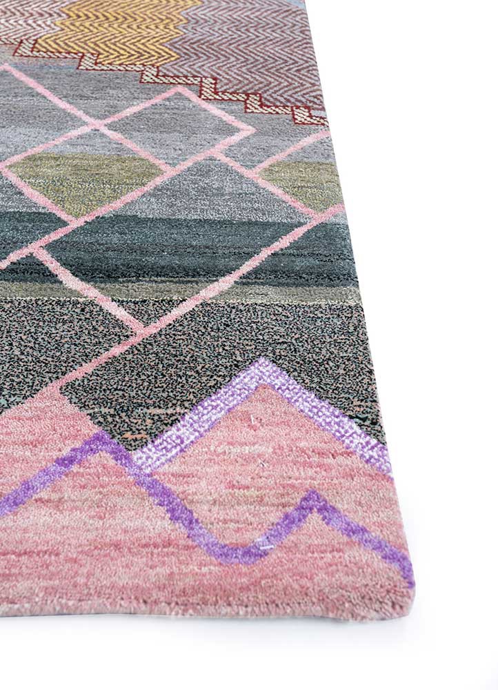 manchaha ivory wool and bamboo silk Hand Knotted Rug - Corner manchaha ivory wool and bamboo silk Hand Knotted Rug - Corner