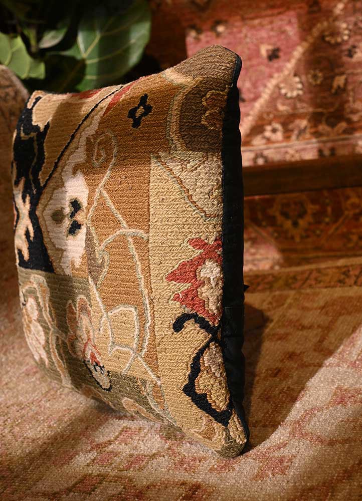 cushion grey and black wool Cushion Cover Rug - Corner cushion grey and black wool Cushion Cover Rug - Corner